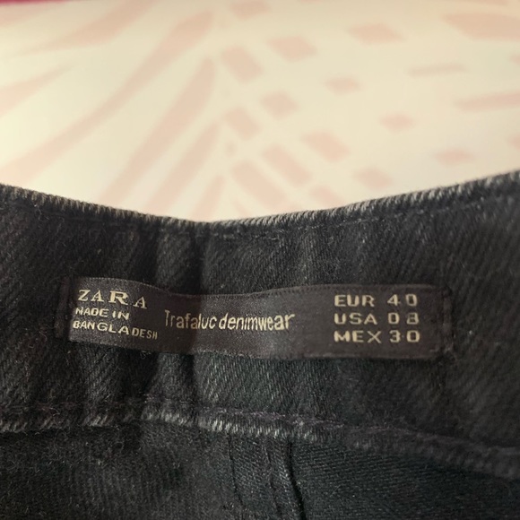 Zara Trafaluc Black Mom Jeans size 8 - Picture 3 of 3